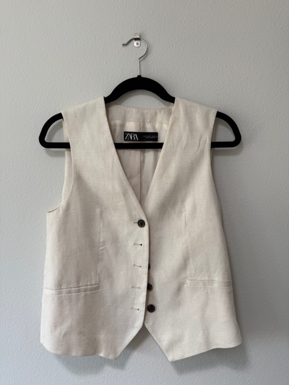 Zara Off-White Linen-Blend V-Neck Vest